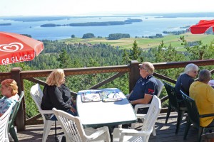 Lunch vid Avholmsberget.
