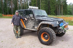 Kalle med sin Jeep Rubicon.