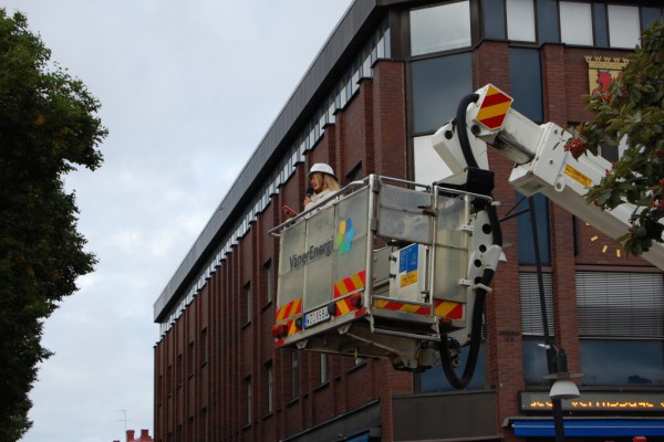 Rallyprinsessan Annie Seel inviger Speed Art Design