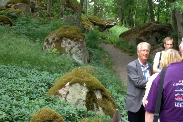På vandring runt ”hammaren”.