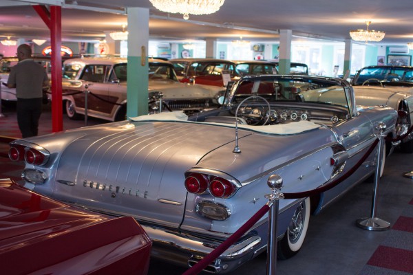 Pontiac Bonneville Cab 1958
