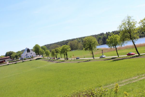 På väg ut från Östra Malma