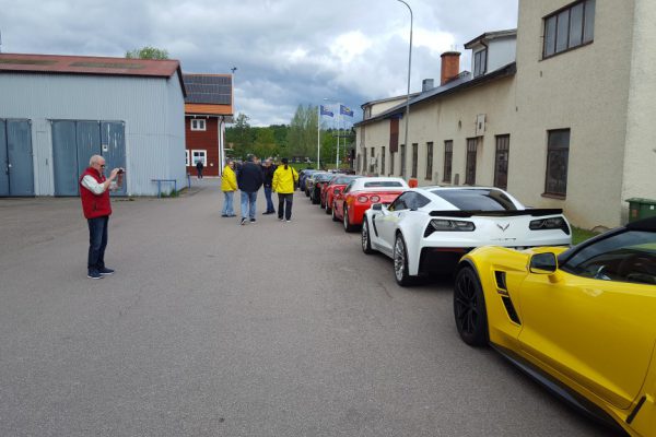 Så kom vi fram till Borensberg och kaffesuget var tydligen stort för alla försvann fort
